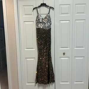beautiful sequin prom dress